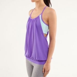 Lululemon tank with built in bra